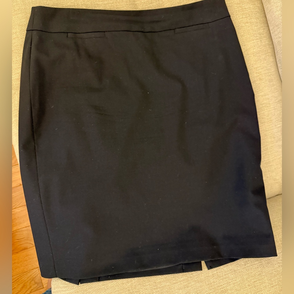 Banana Republic Classic Black Skirt
